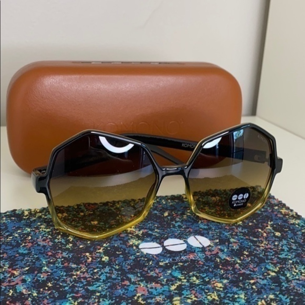 Komono Sunglasses NEW The Bonnie Oversized Geometric Gradient Black Yellow - Picture 3 of 15